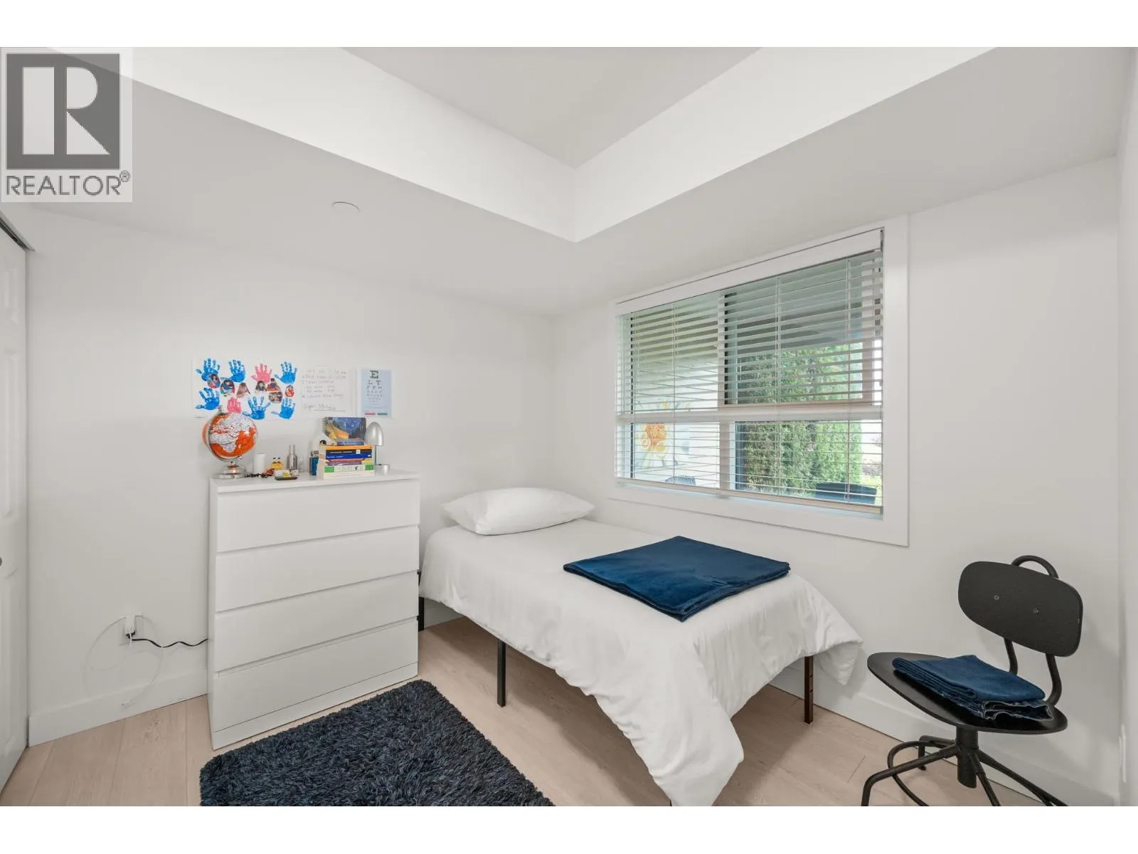 1137 BENNET DRIVE