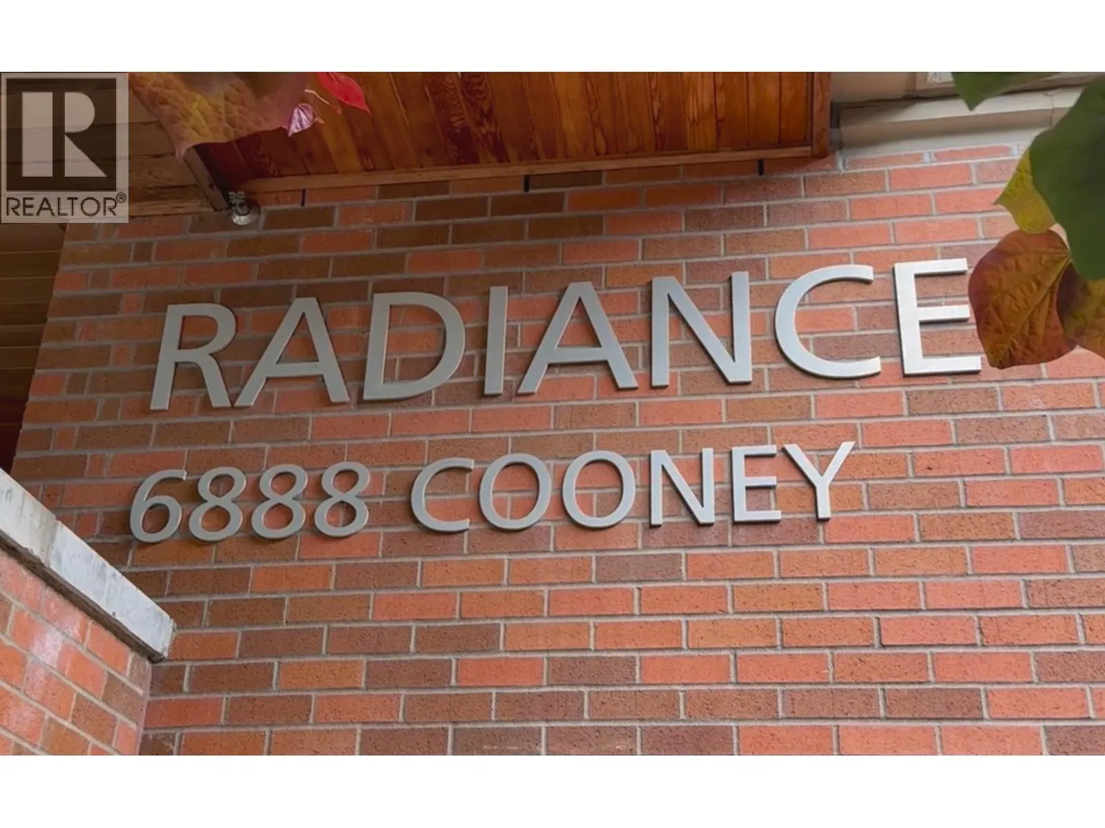609 6888 COONEY ROAD