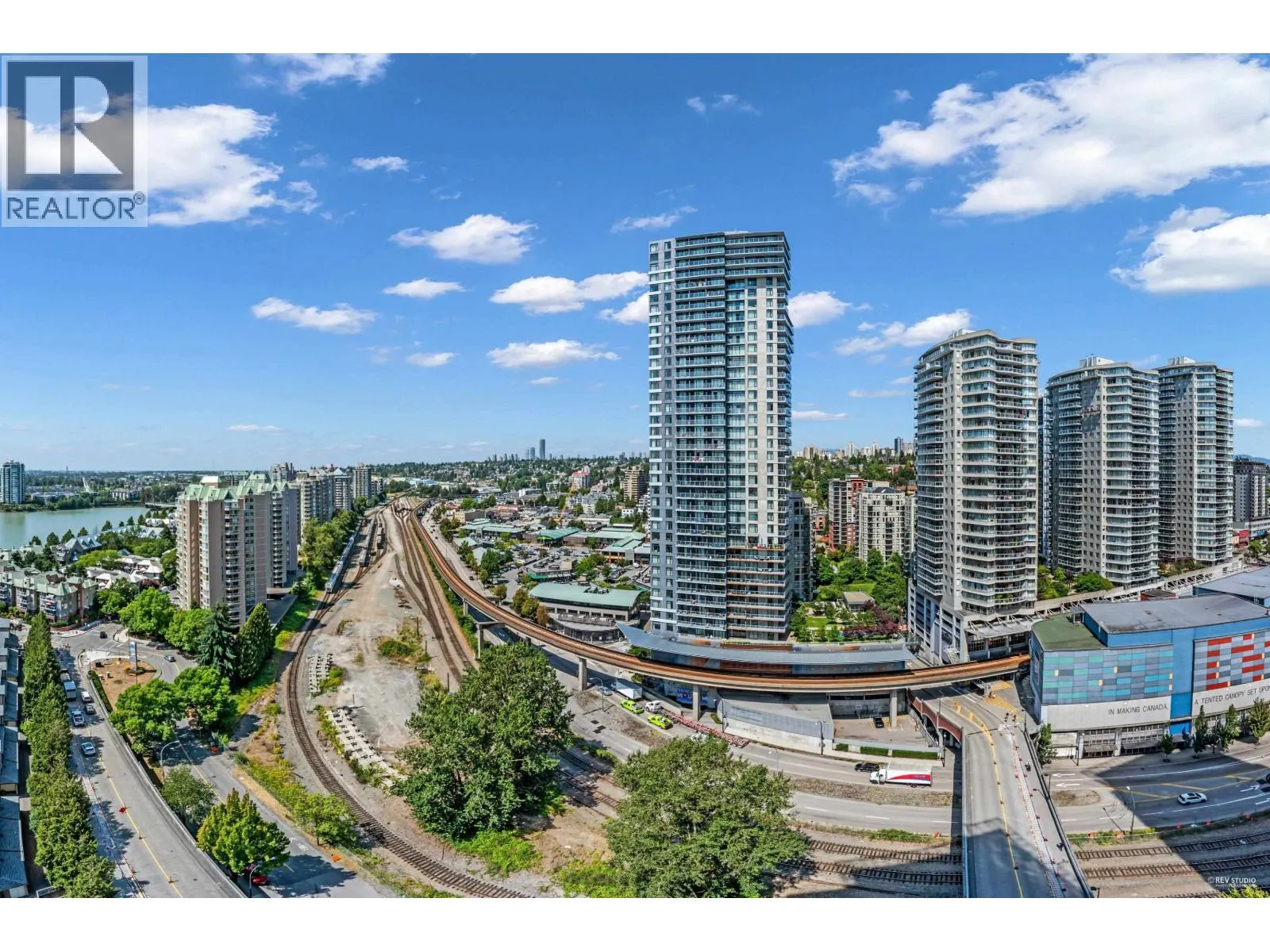2003 988 QUAYSIDE DRIVE