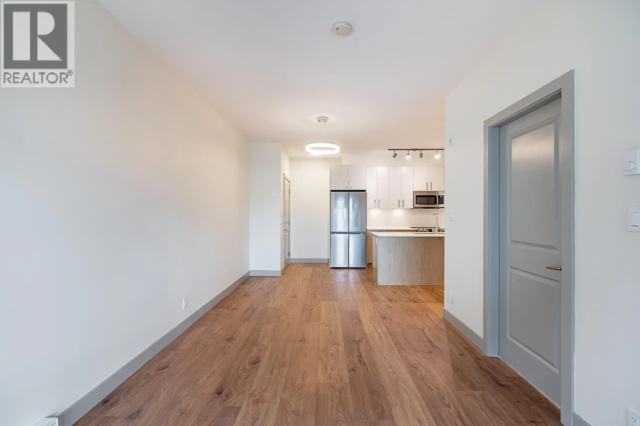307 6968 ROYAL OAK AVENUE