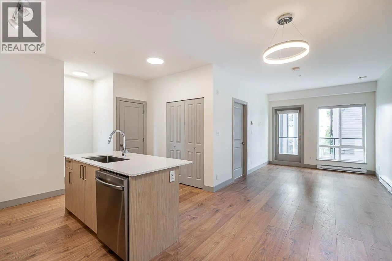 307 6968 ROYAL OAK AVENUE