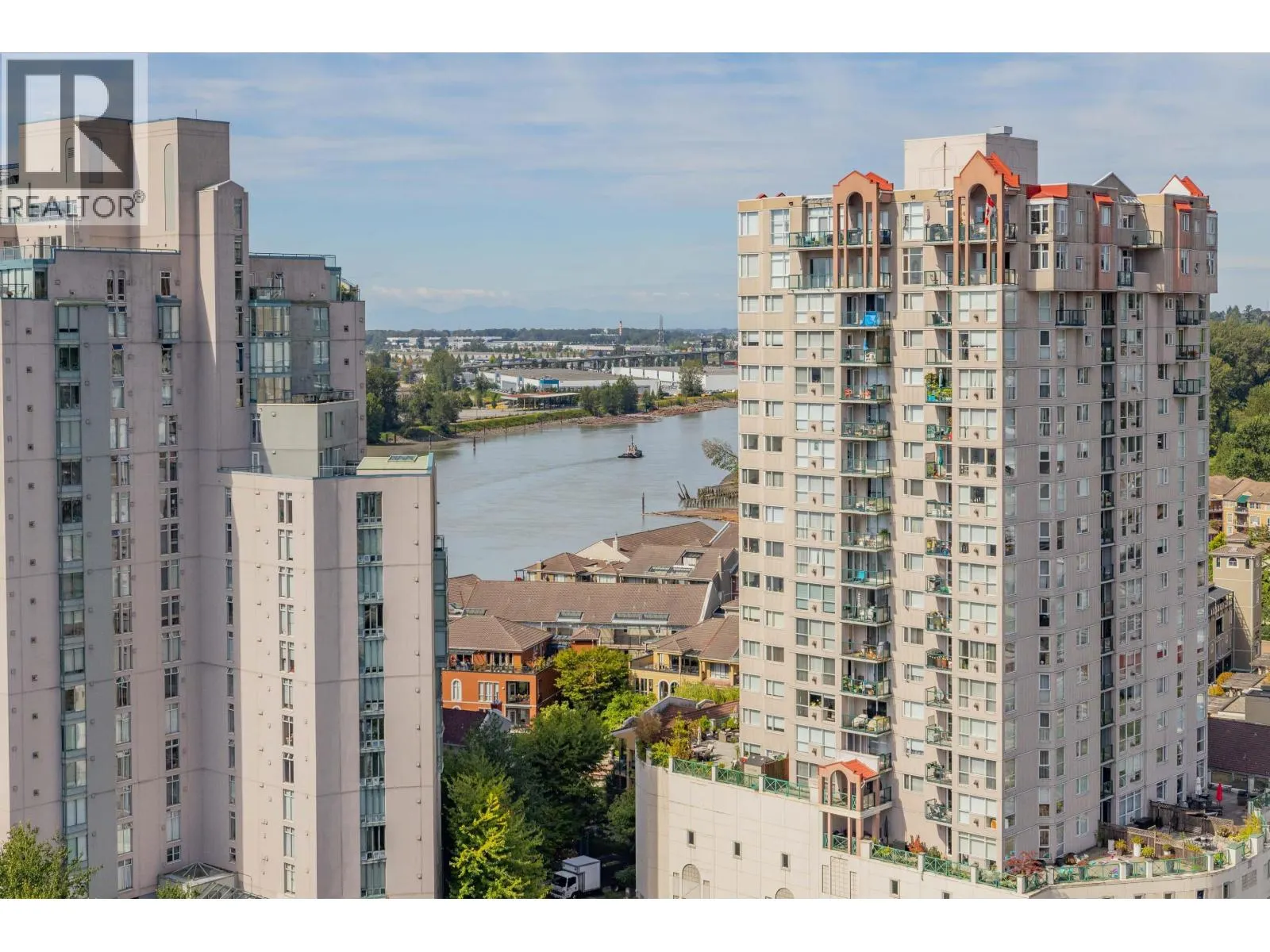 2002 1245 QUAYSIDE DRIVE