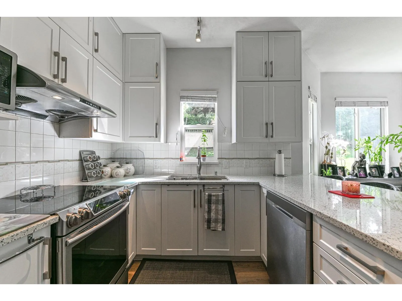 100 20655 88 AVENUE
