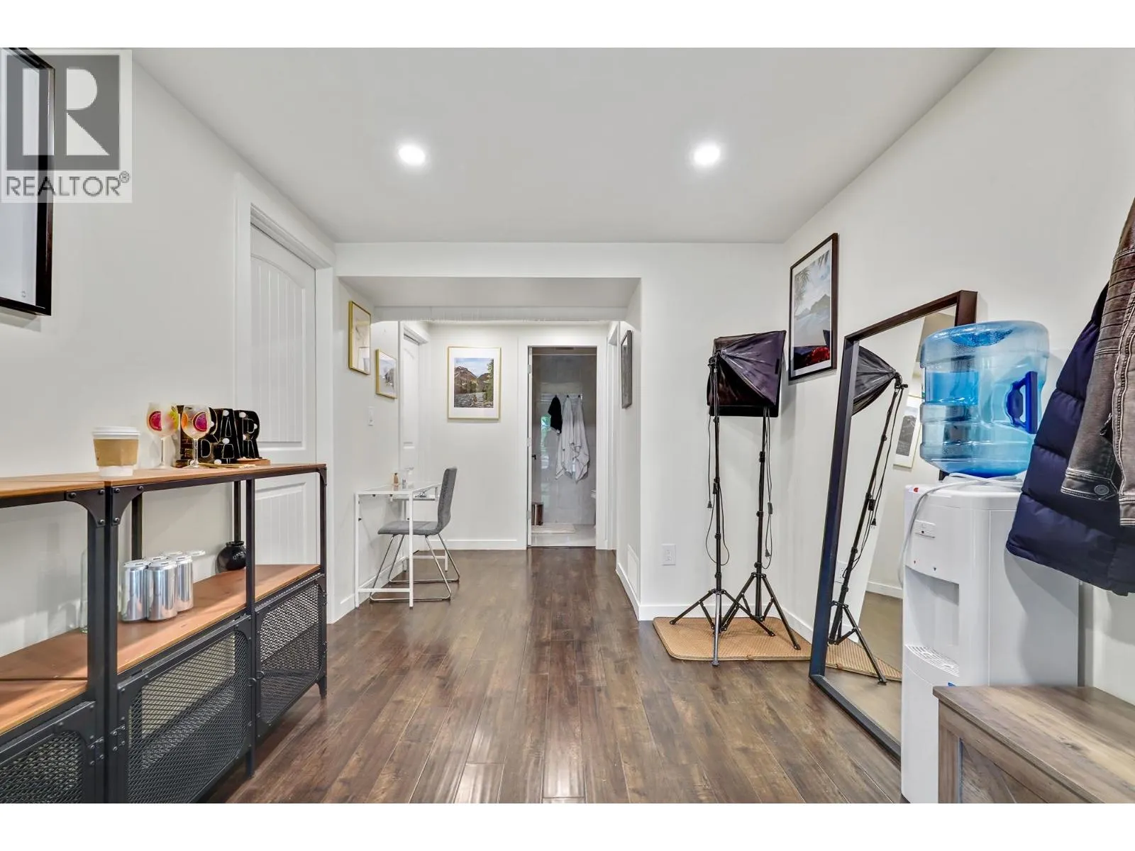 17 MOUNT ROYAL DRIVE