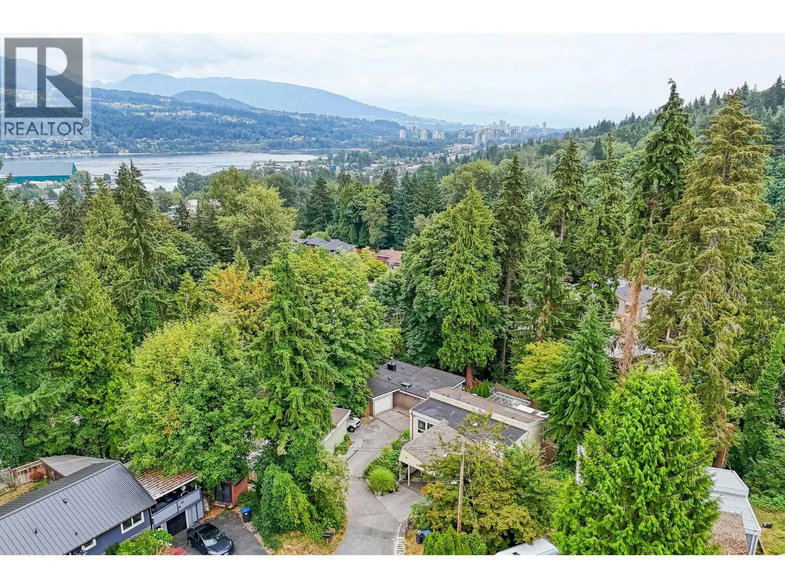 17 MOUNT ROYAL DRIVE