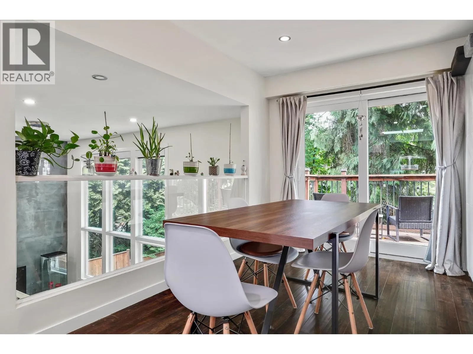 17 MOUNT ROYAL DRIVE