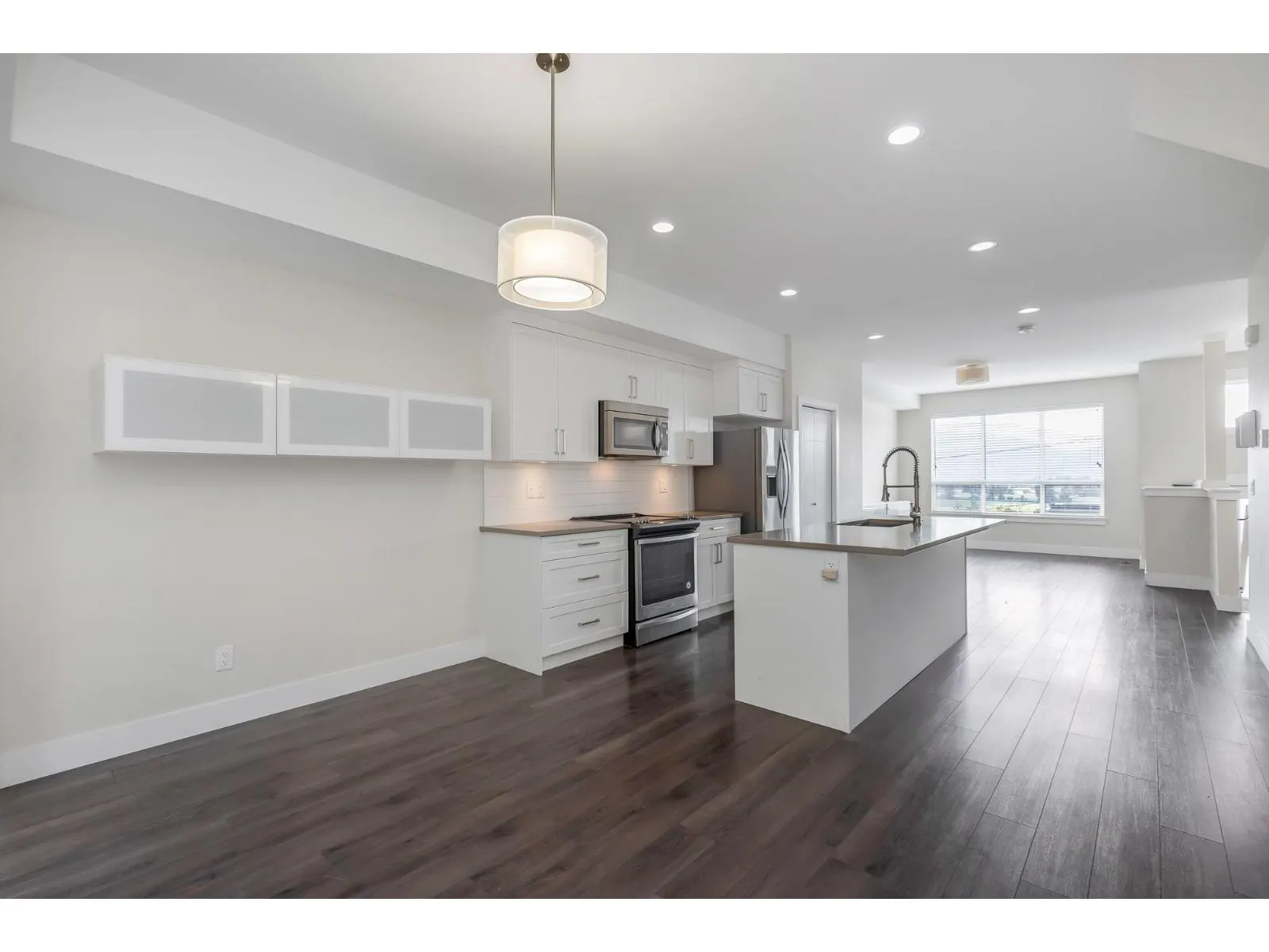 12 36099 WATERLEAF PLACE