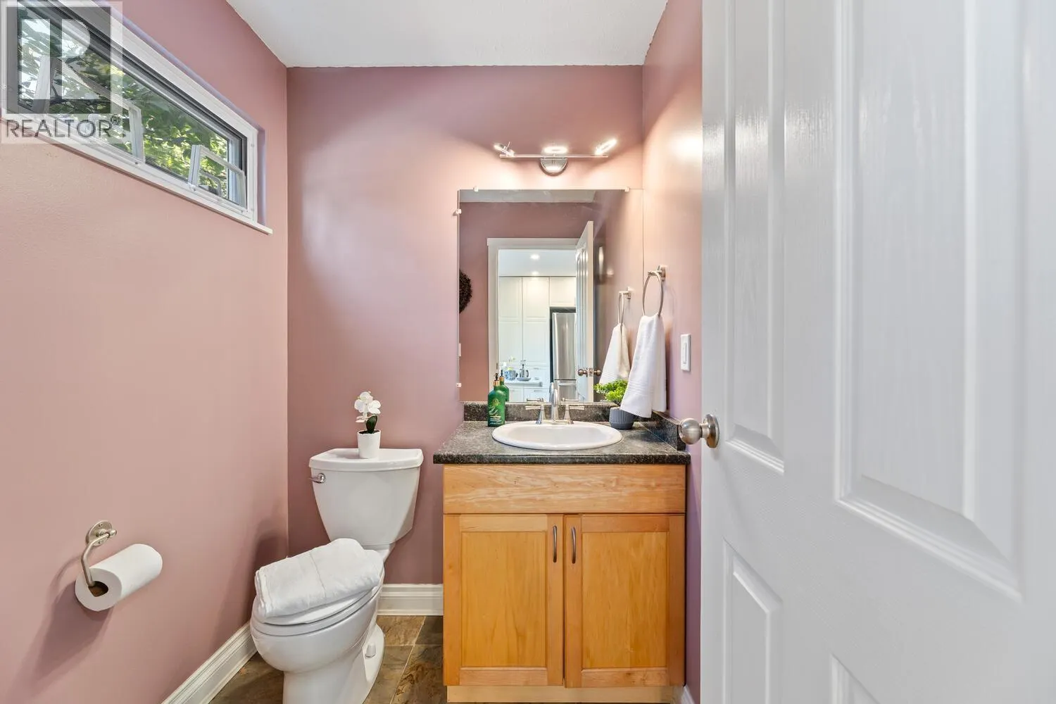 573 CARLSEN PLACE