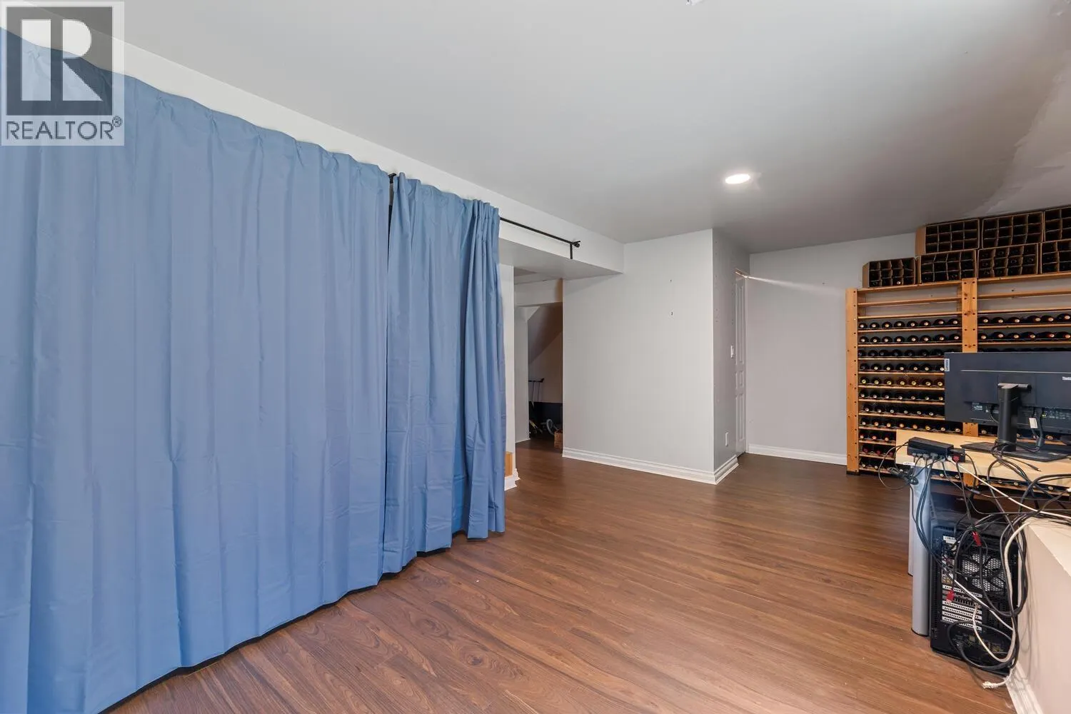 573 CARLSEN PLACE