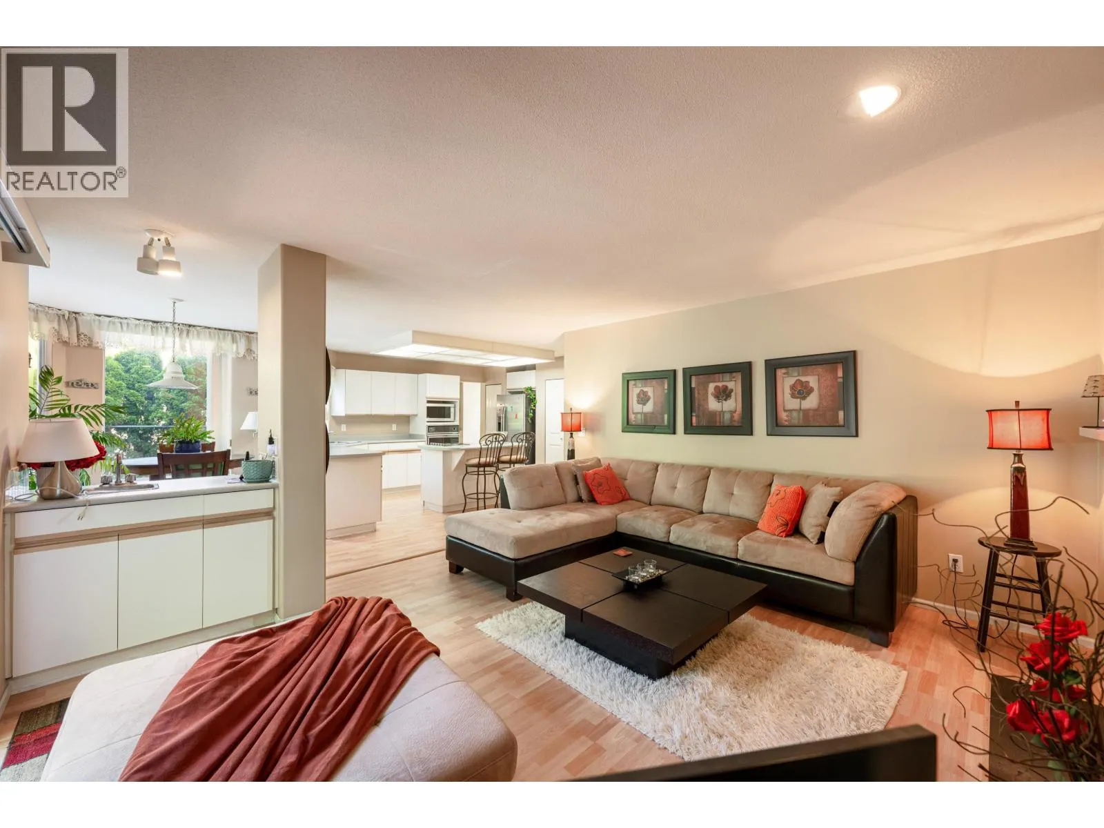2905 CLIFFROSE CRESCENT