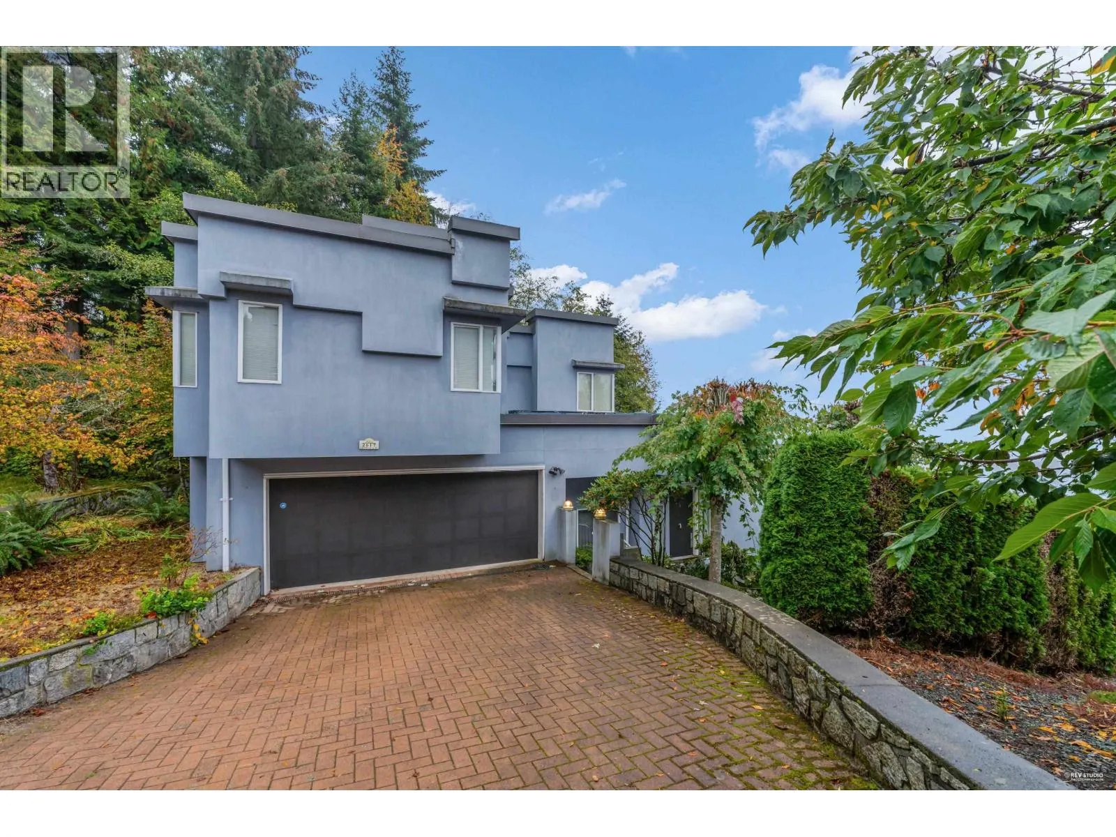 2617 WESTHILL WAY