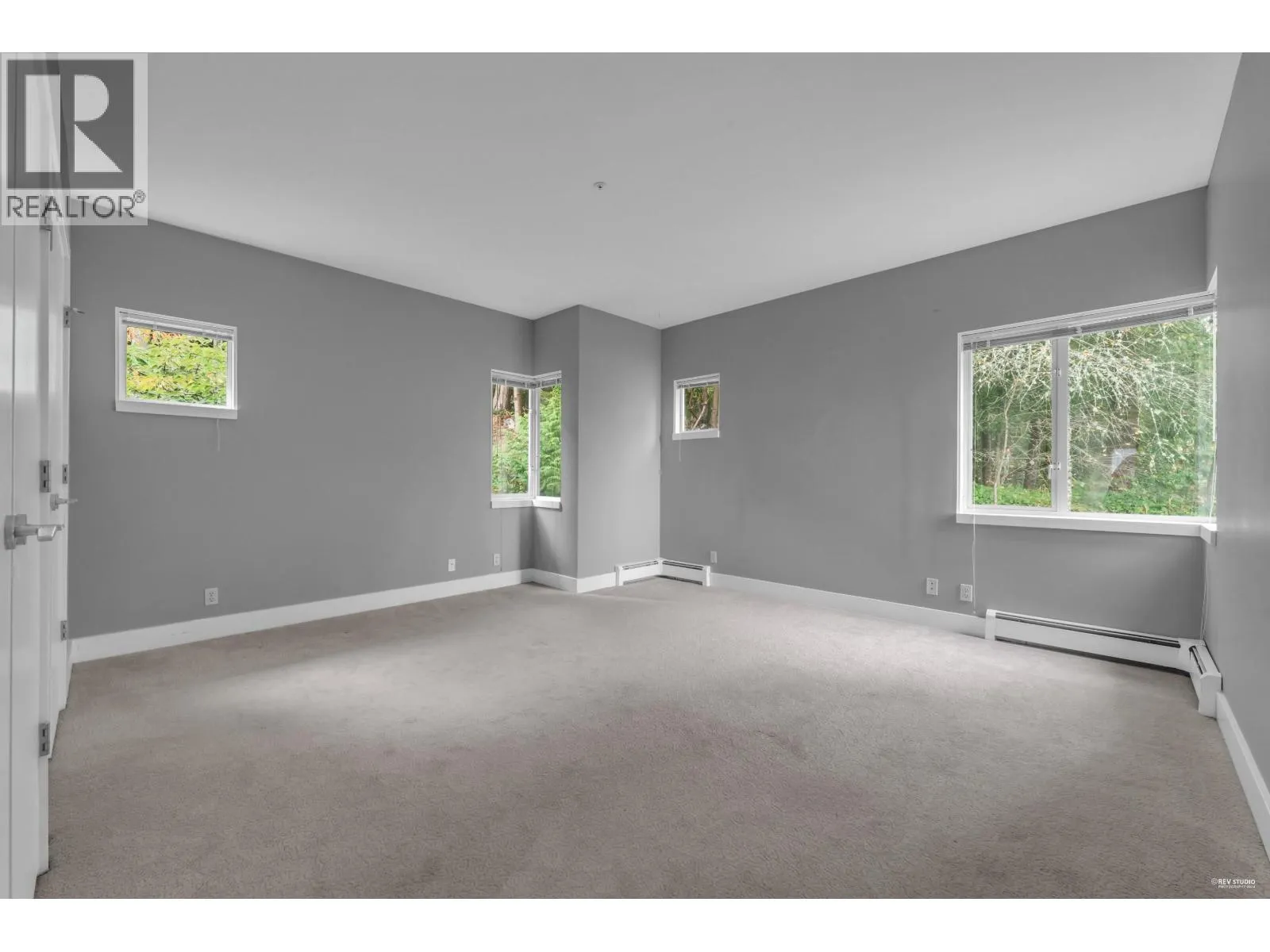 2617 WESTHILL WAY