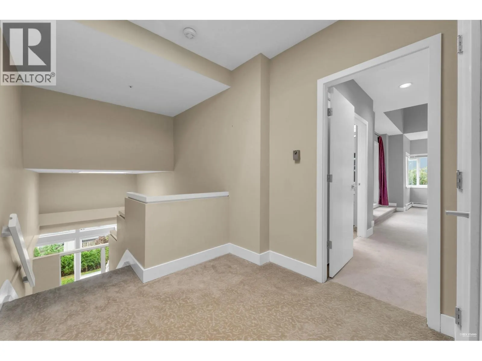 2617 WESTHILL WAY