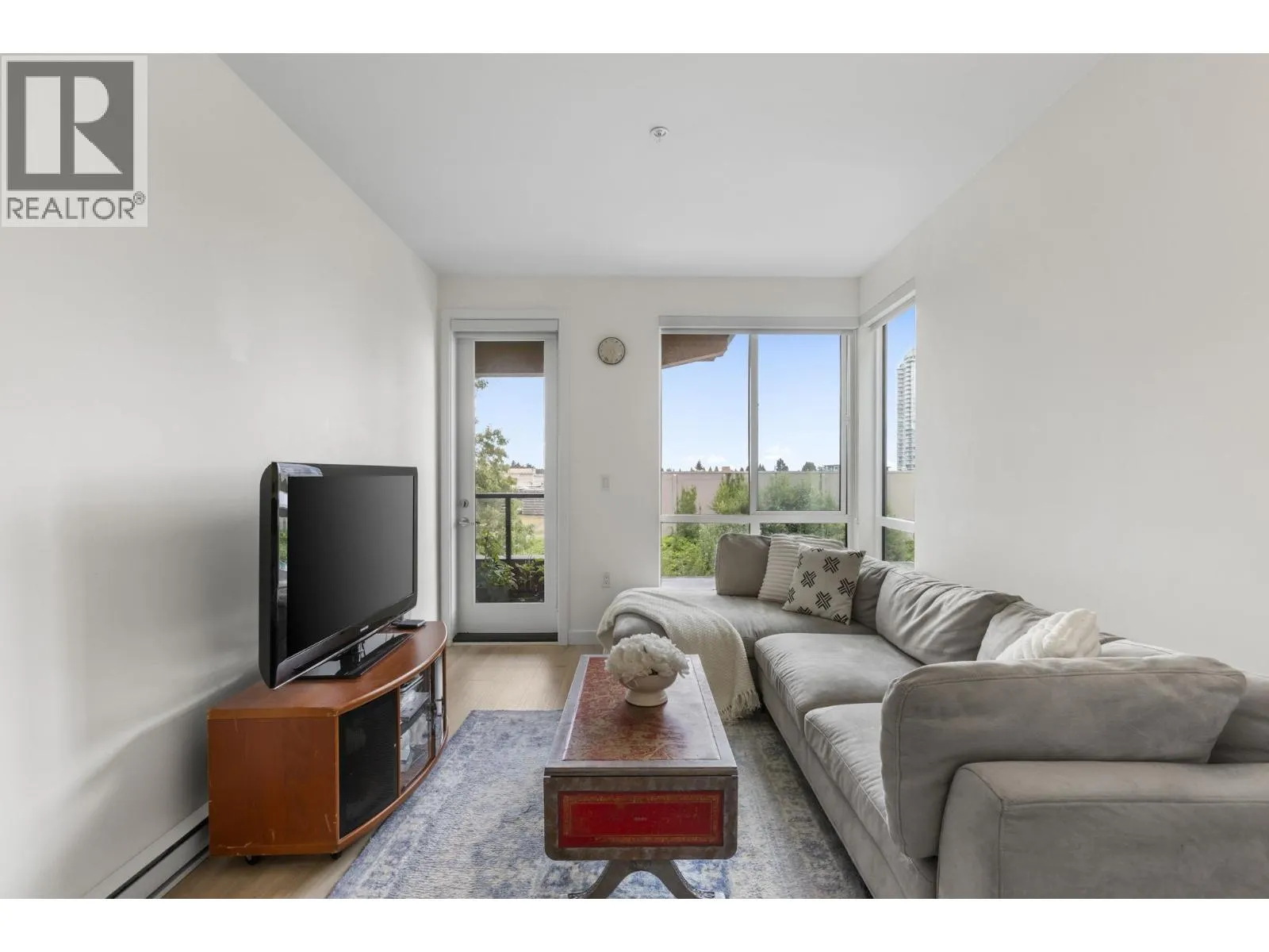 510 7579 16TH STREET