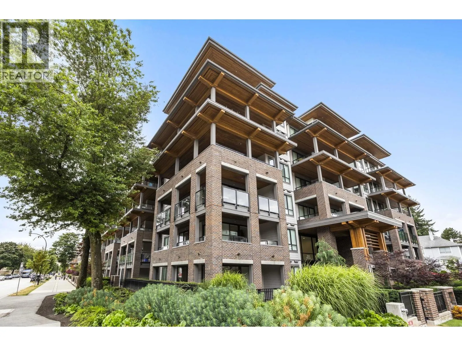 510 7579 16TH STREET