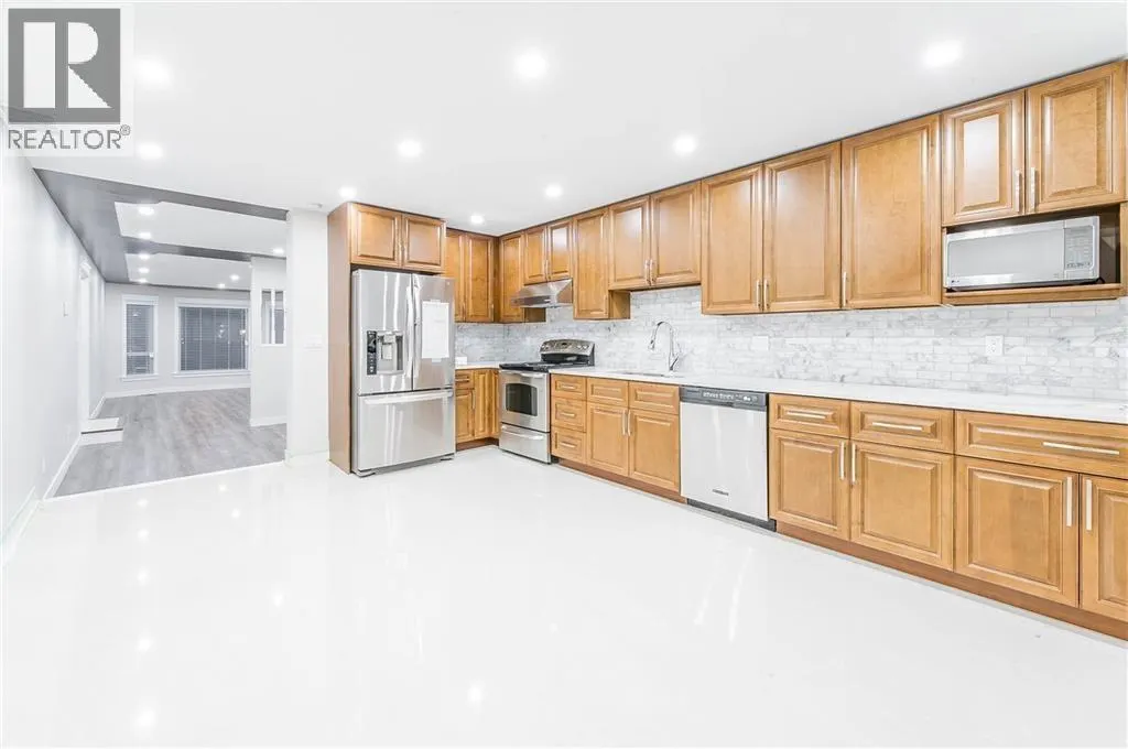 10481 HOLLYBANK DRIVE