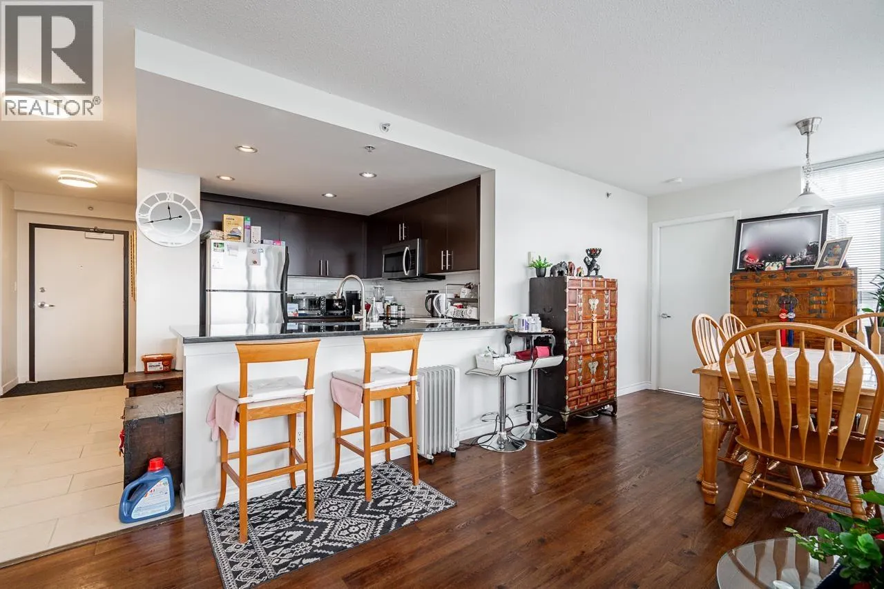 1901 555 DELESTRE AVENUE