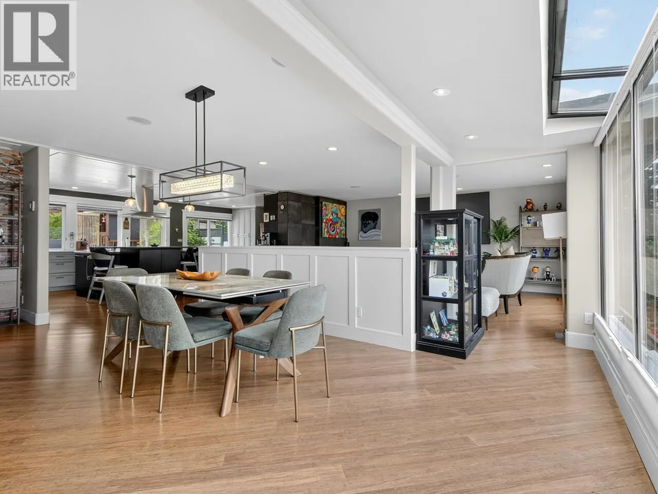 1052 CORONA CRESCENT