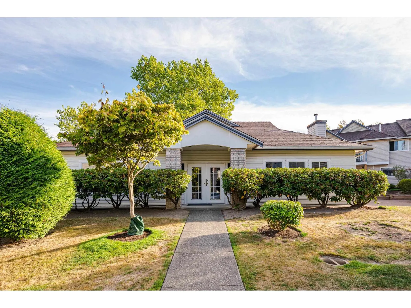 82 8716 WALNUT GROVE DRIVE