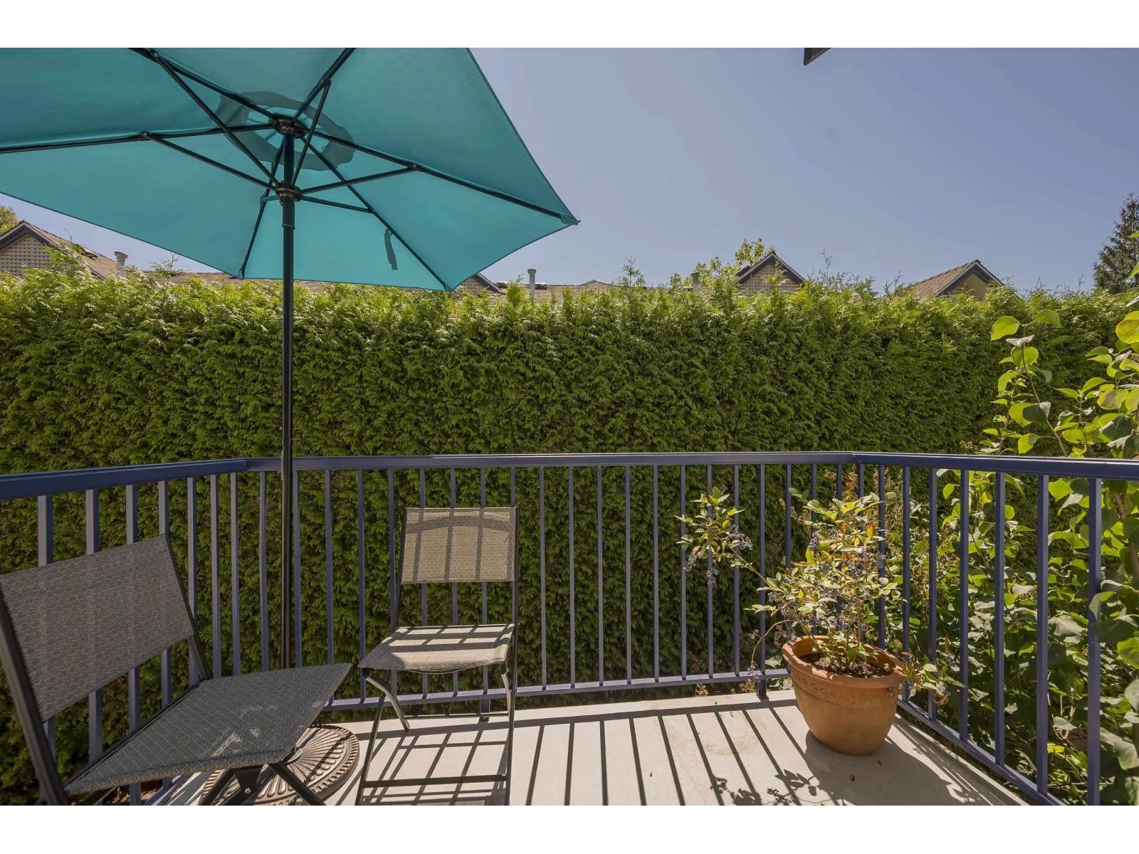 82 8716 WALNUT GROVE DRIVE