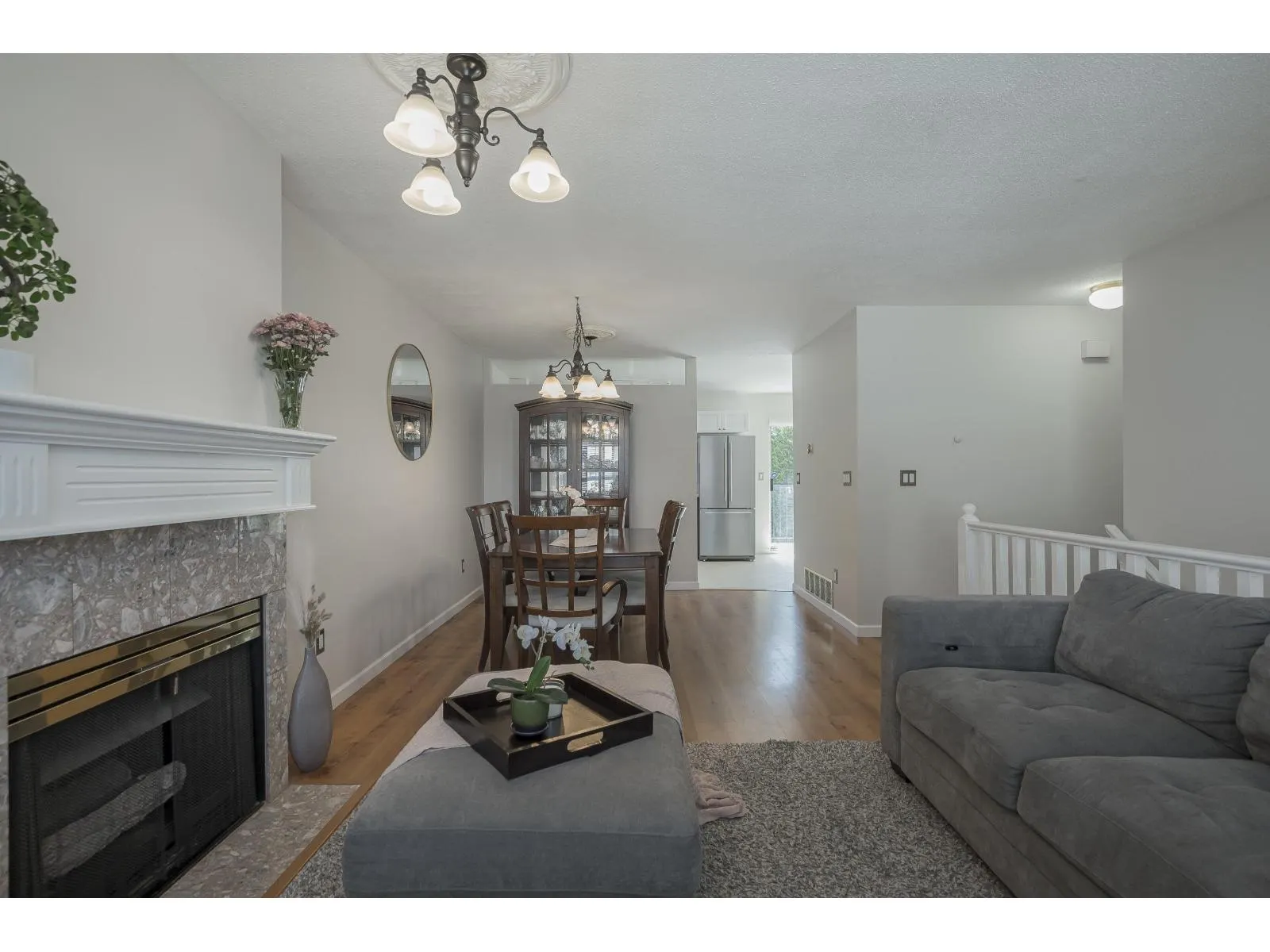 82 8716 WALNUT GROVE DRIVE