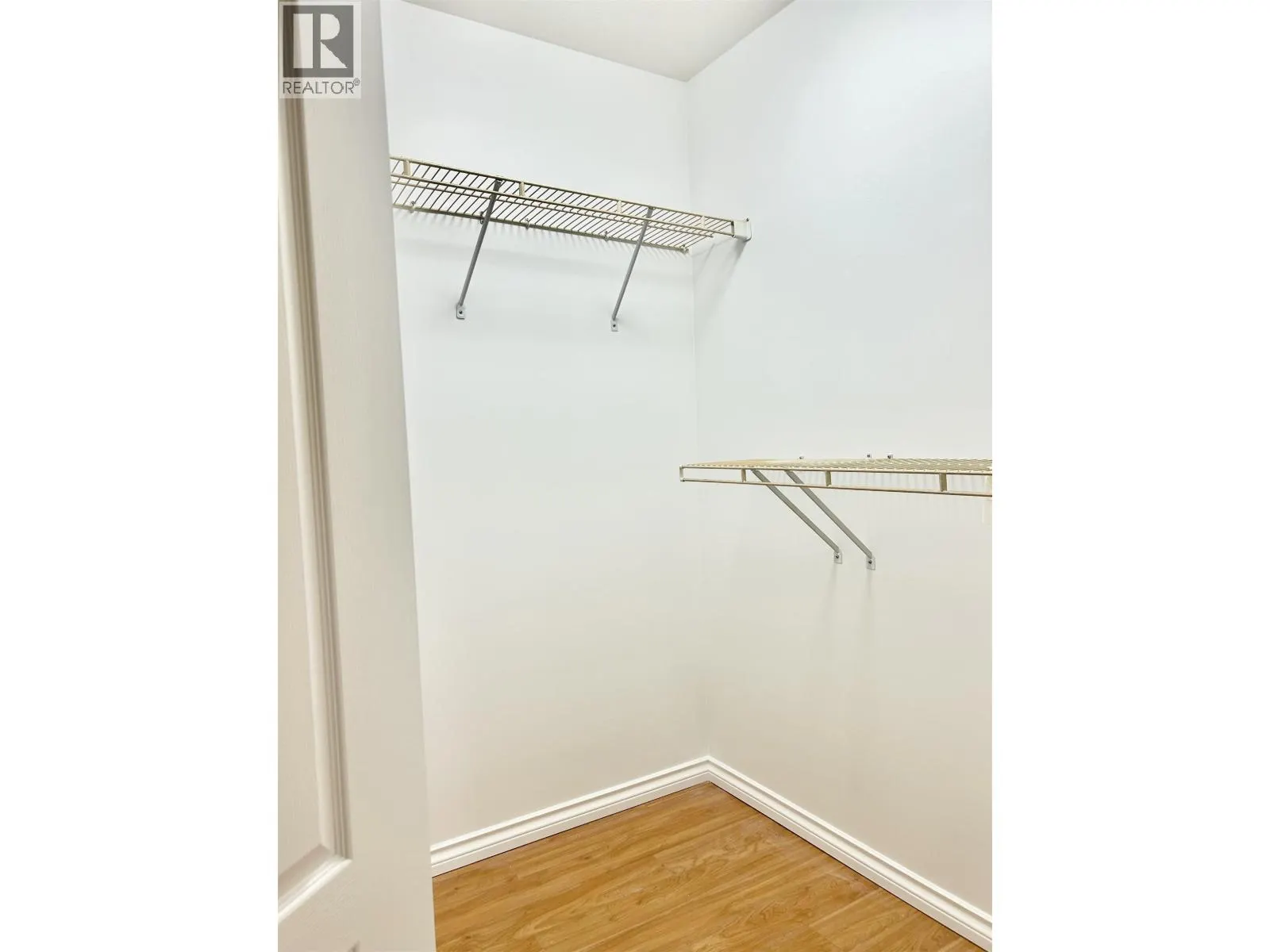 205 6742 STATION HILL COURT