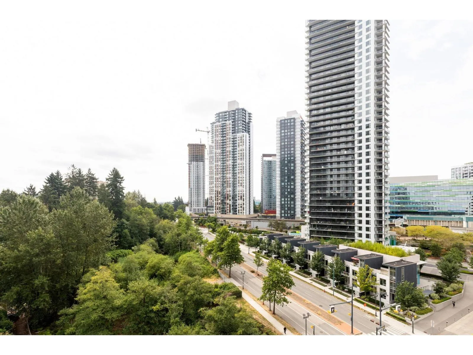 1103 13696 100 AVENUE