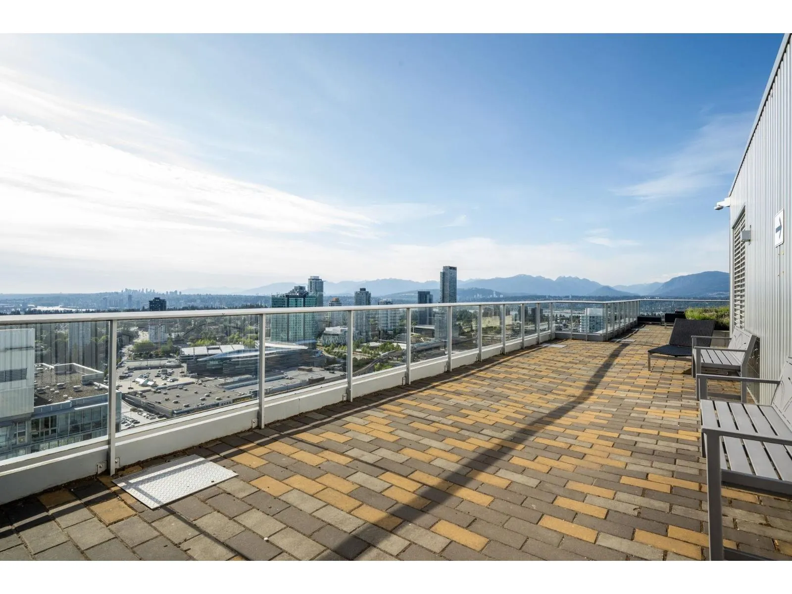 1103 13696 100 AVENUE