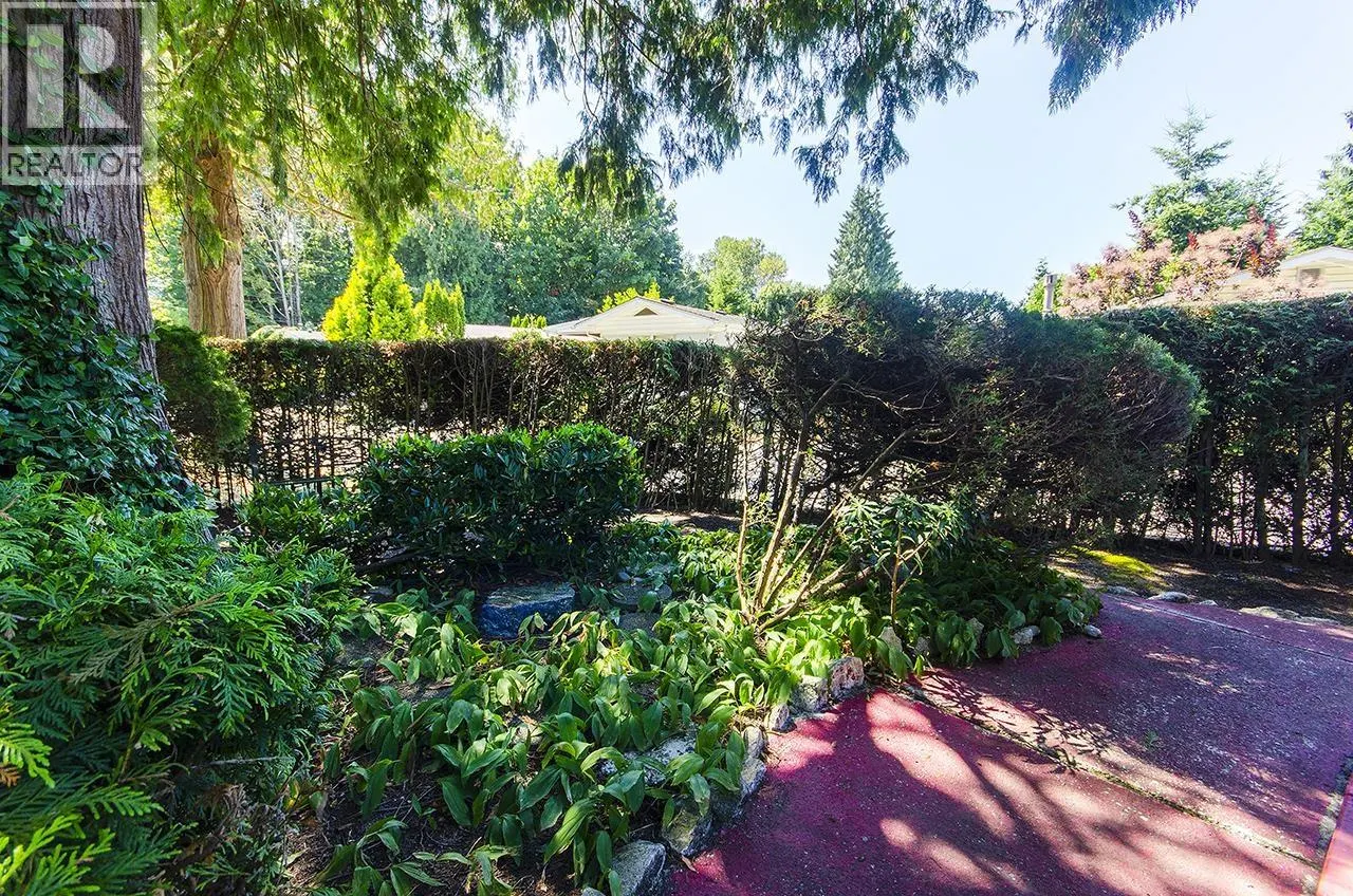 422 RAINDANCE CRESCENT