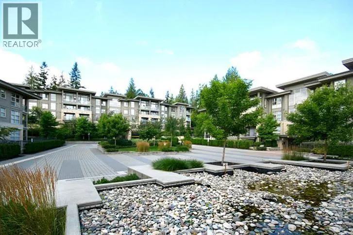 101 9329 UNIVERSITY CRESCENT