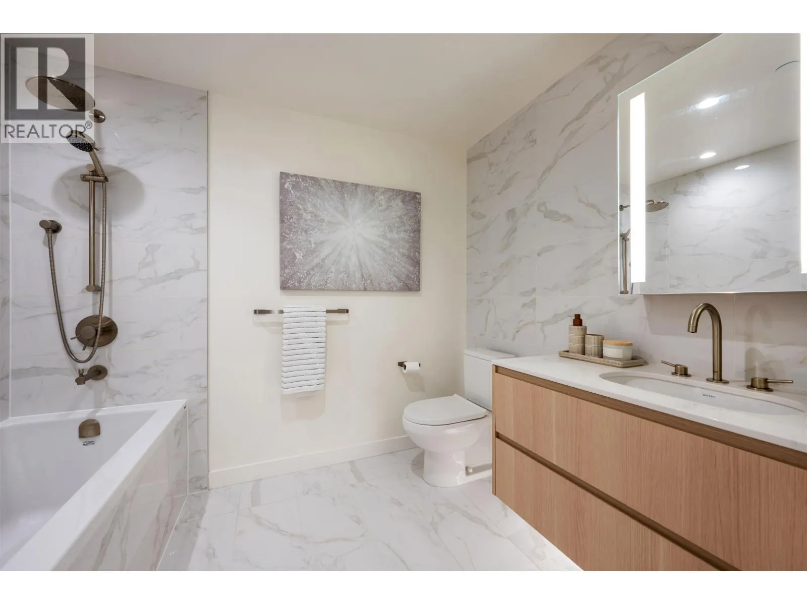 805 6811 PEARSON WAY