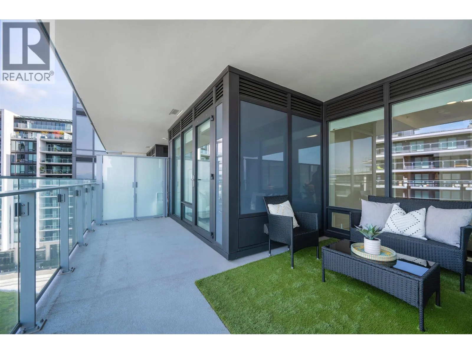 805 6811 PEARSON WAY