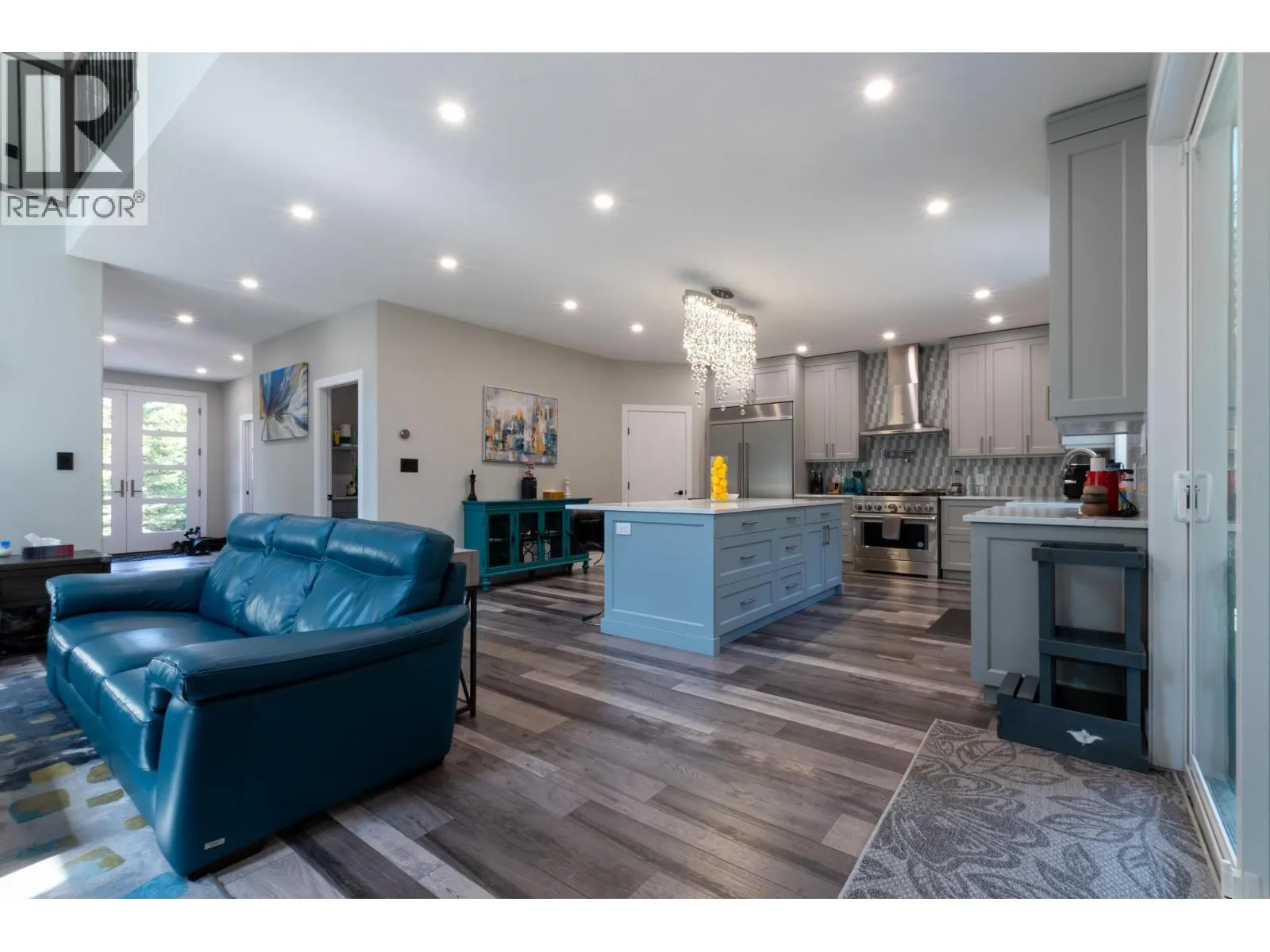 10044 PARK MEADOWS DRIVE
