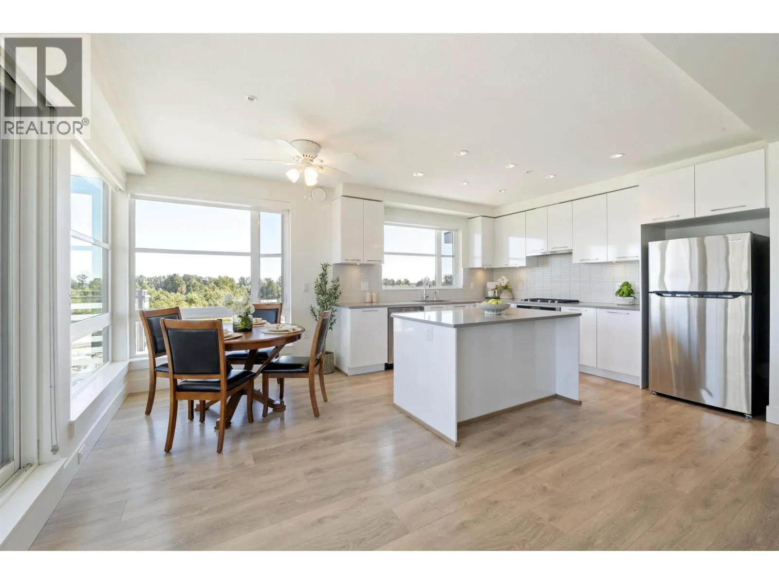 710 3488 SAWMILL CRESCENT
