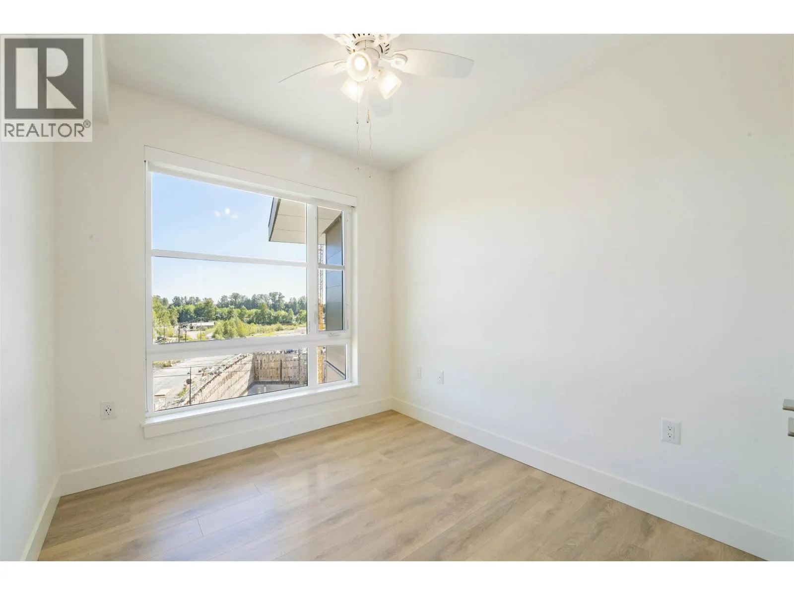 710 3488 SAWMILL CRESCENT