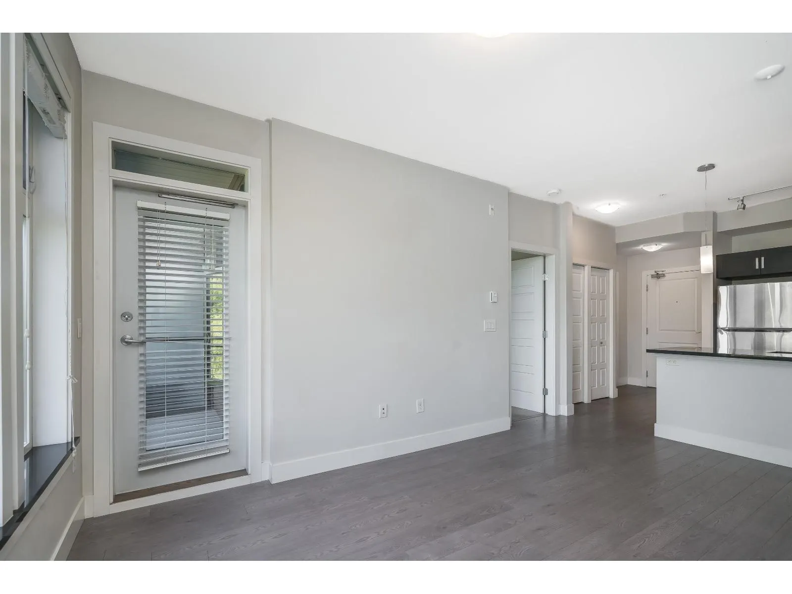 307 20062 FRASER HIGHWAY