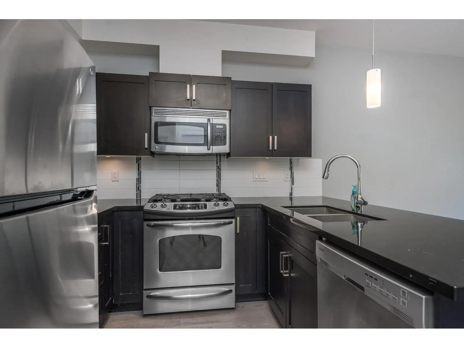307 20062 FRASER HIGHWAY