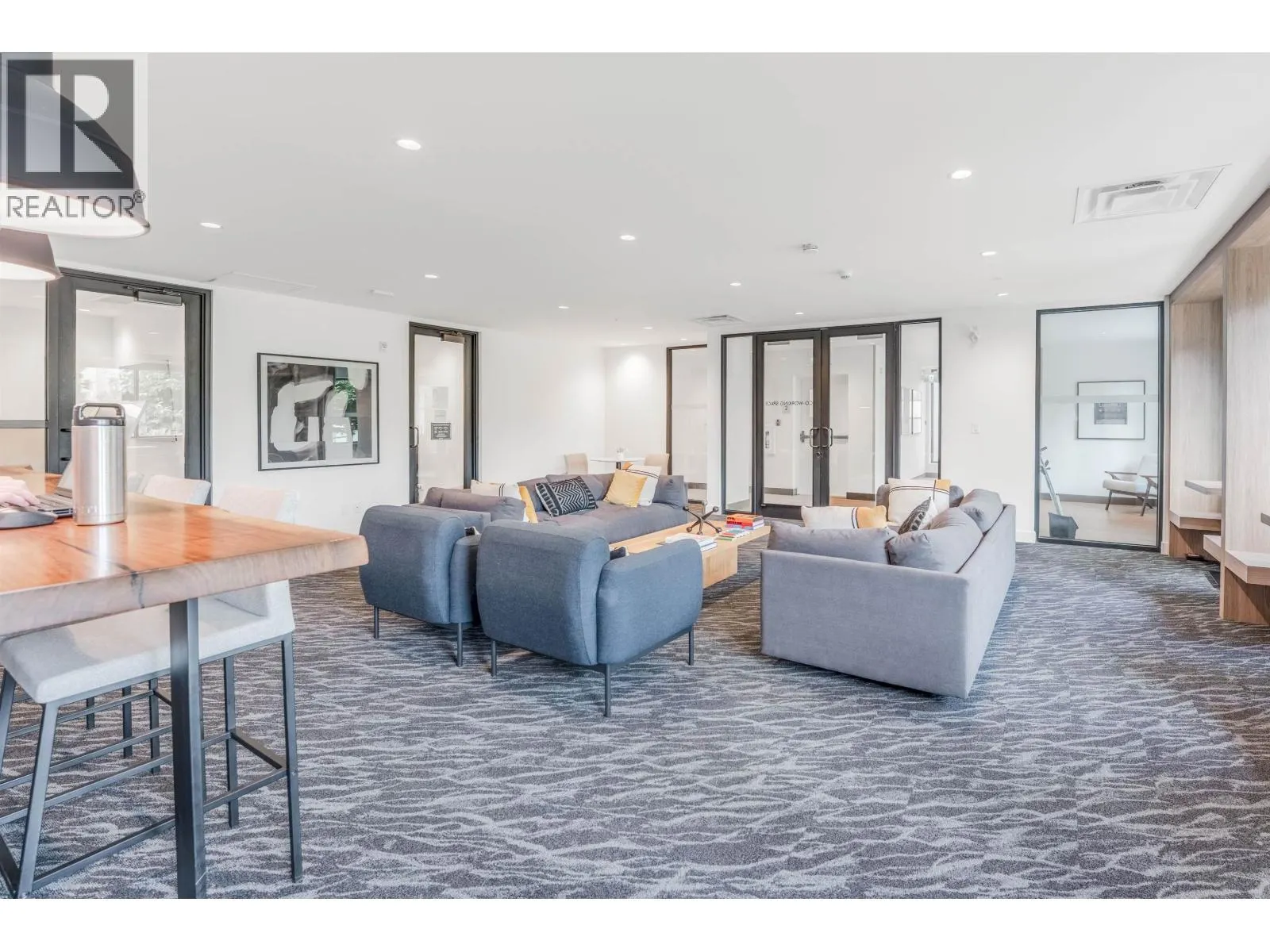319 55 KLAHANIE DRIVE