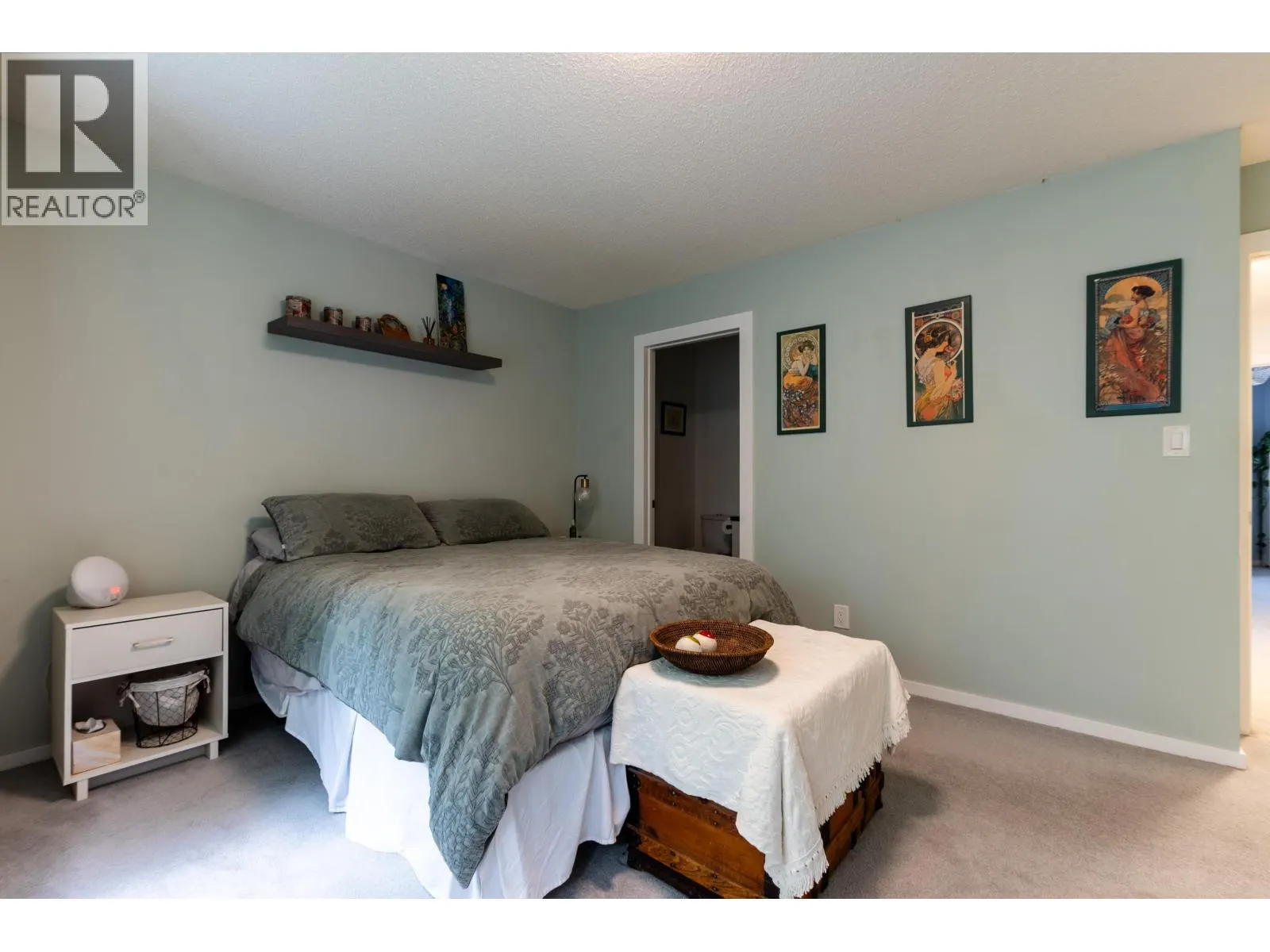 157 3233 MCGILL CRESCENT