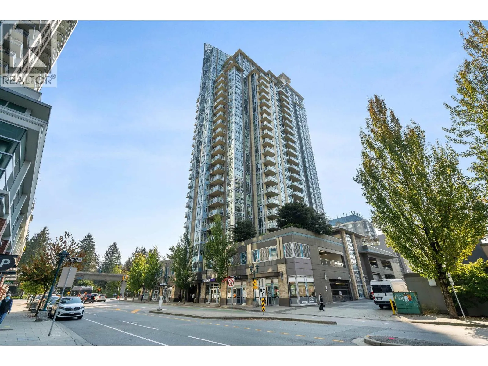 1002 3008 GLEN DRIVE