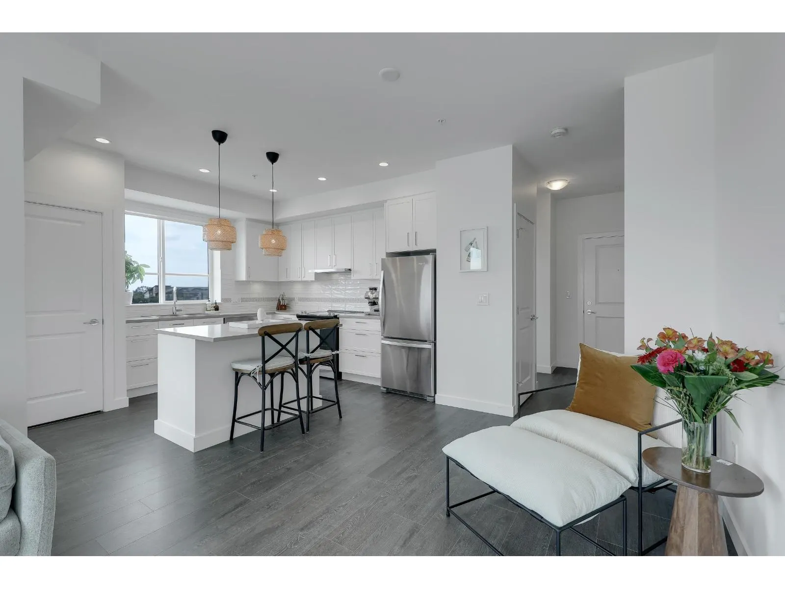 B508 20834 80 AVENUE