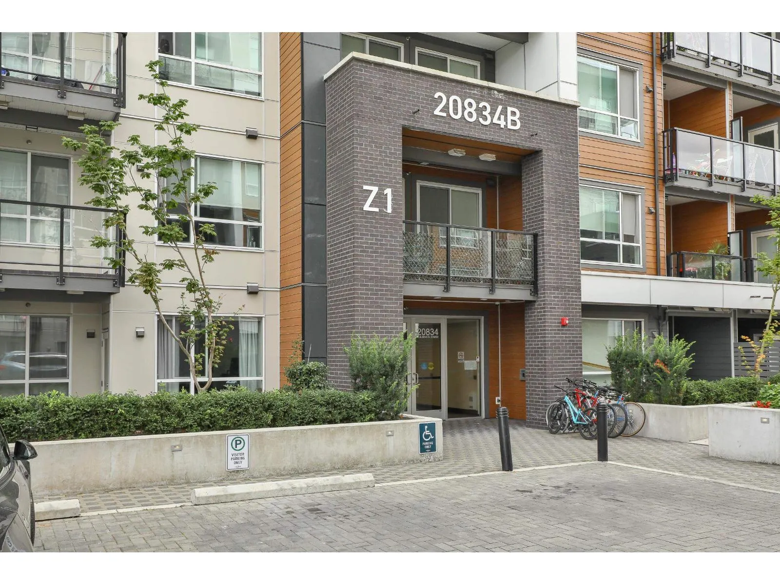 B508 20834 80 AVENUE