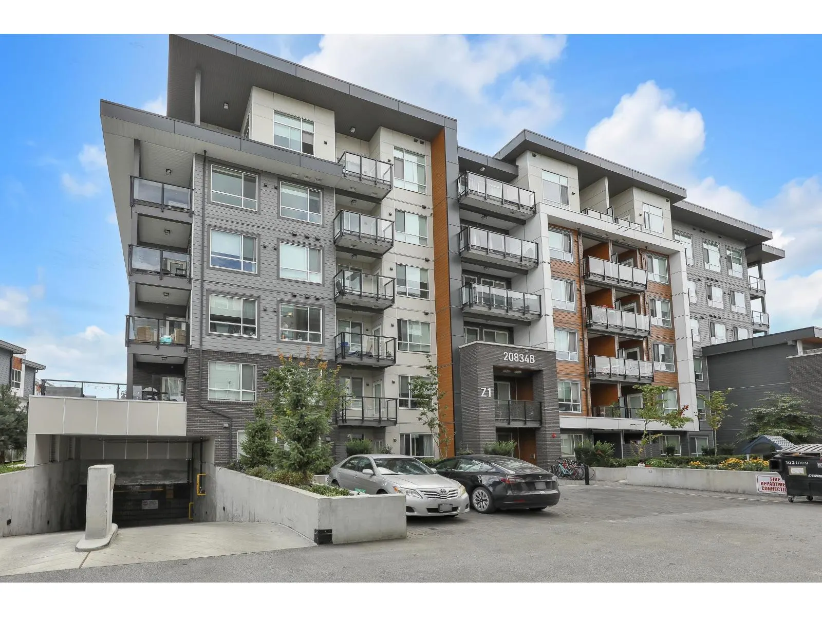 B508 20834 80 AVENUE