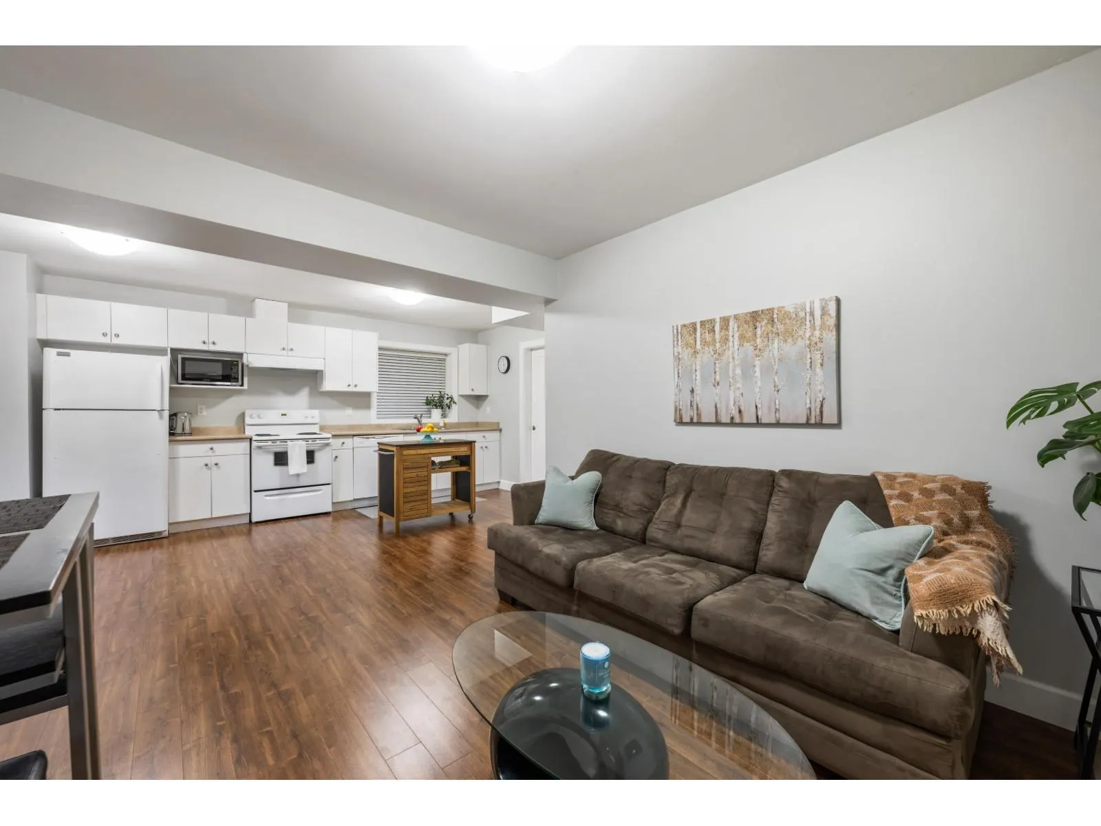 17112 3A AVENUE