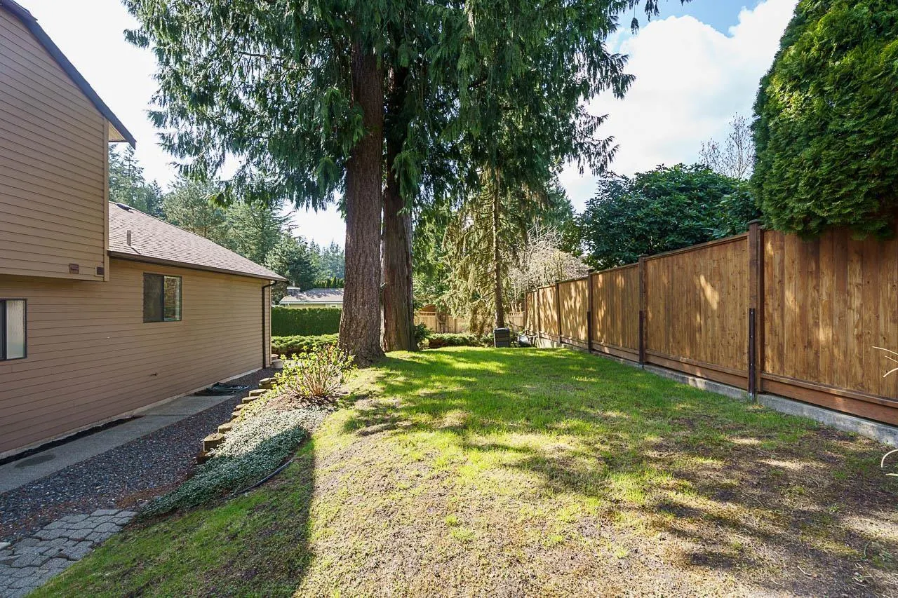 11913 BRIARWOOD PLACE