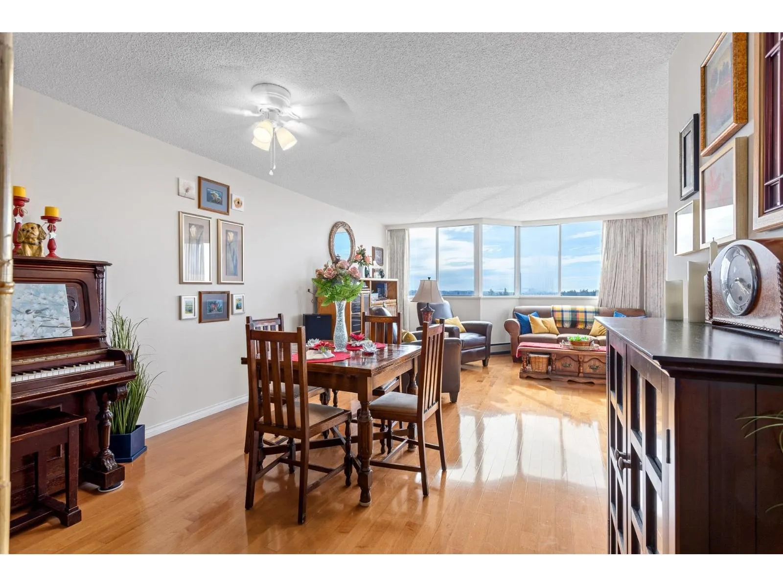 1403 11881 88 AVENUE