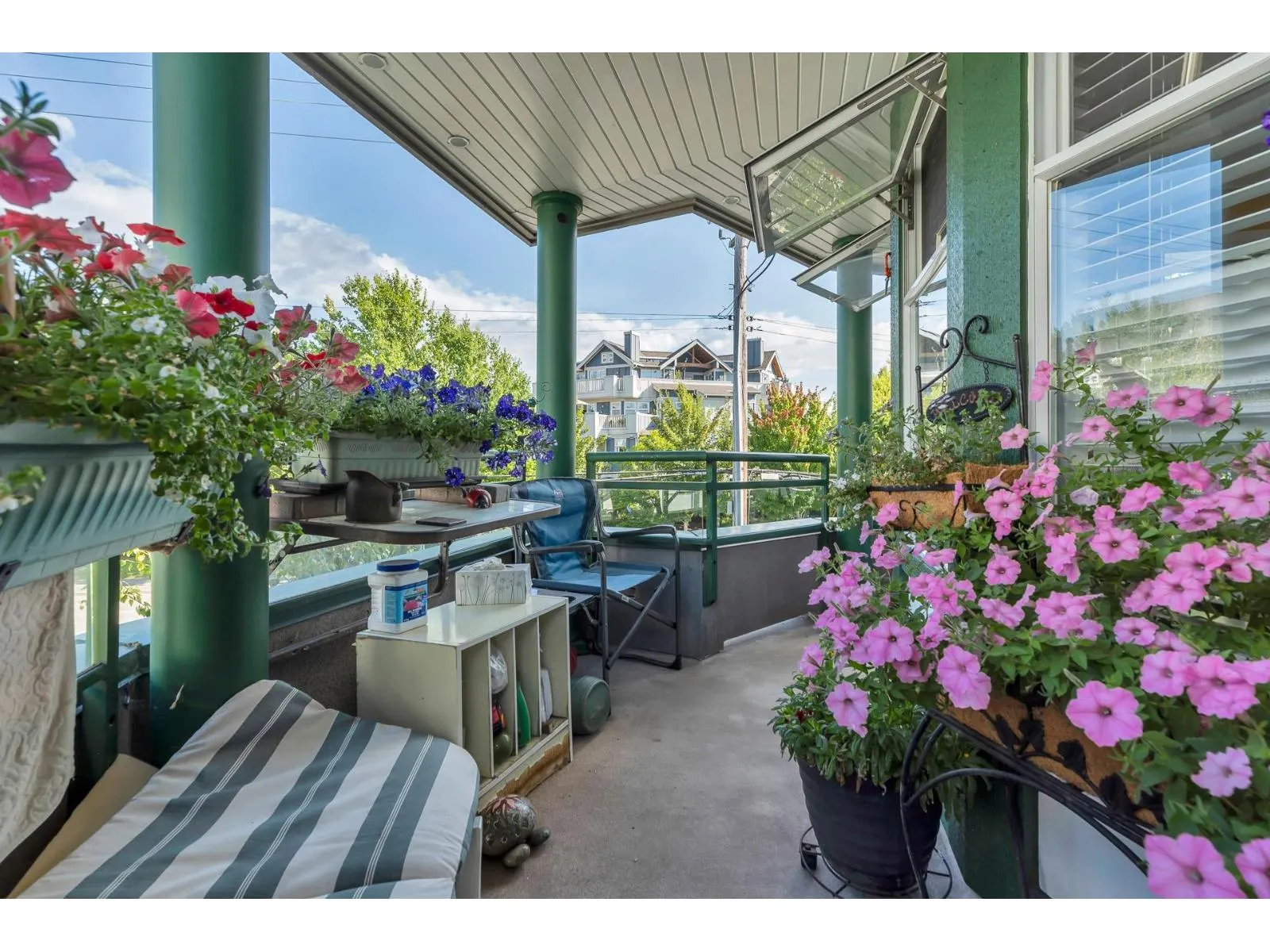409 1575 BEST STREET