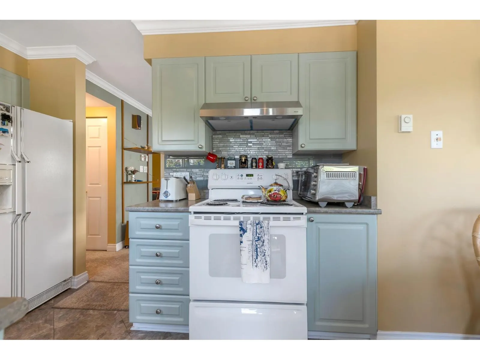 409 1575 BEST STREET