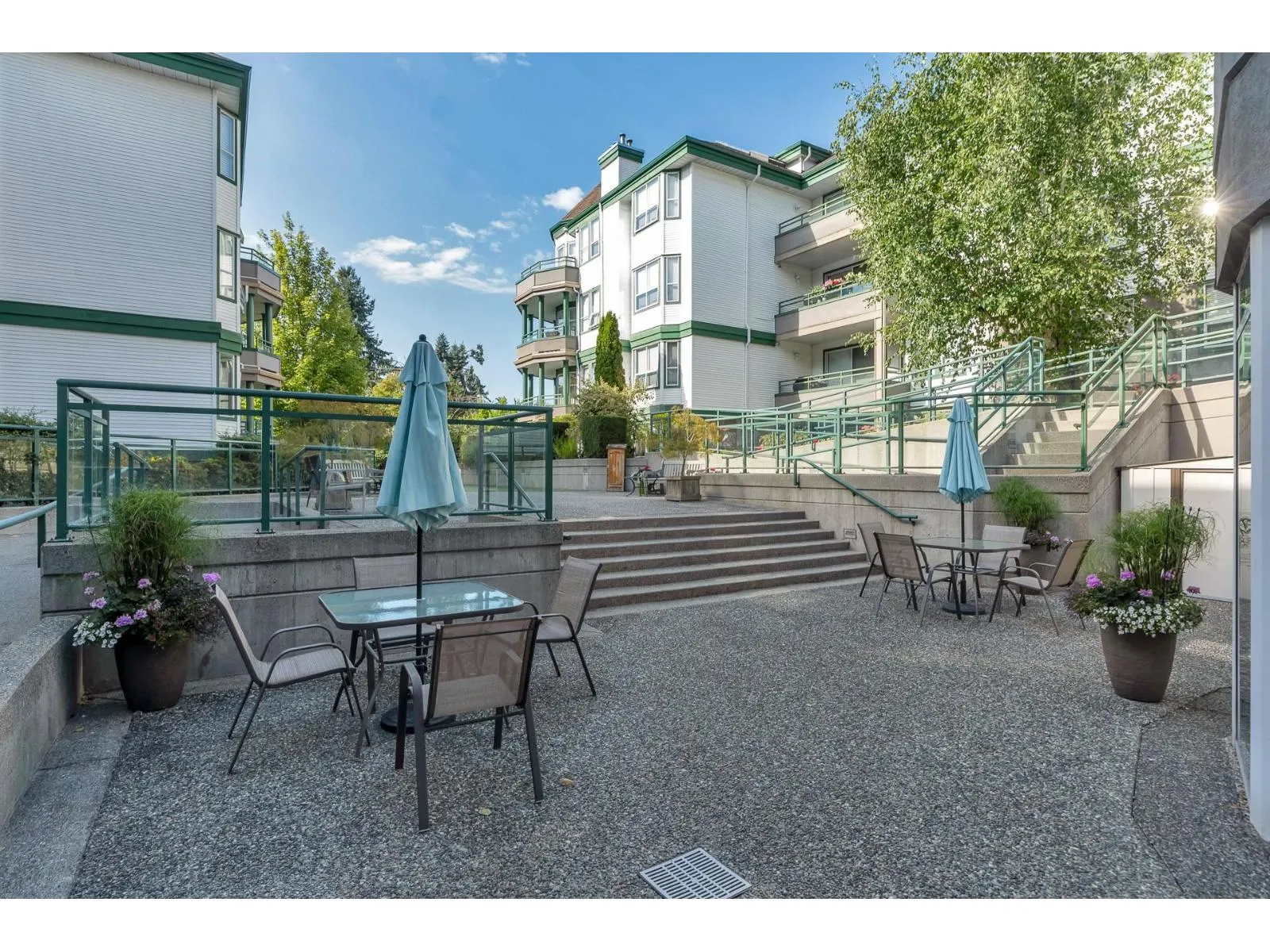 409 1575 BEST STREET