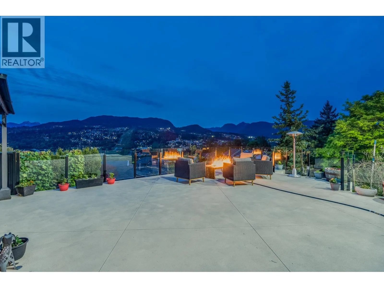3187 MARINER WAY